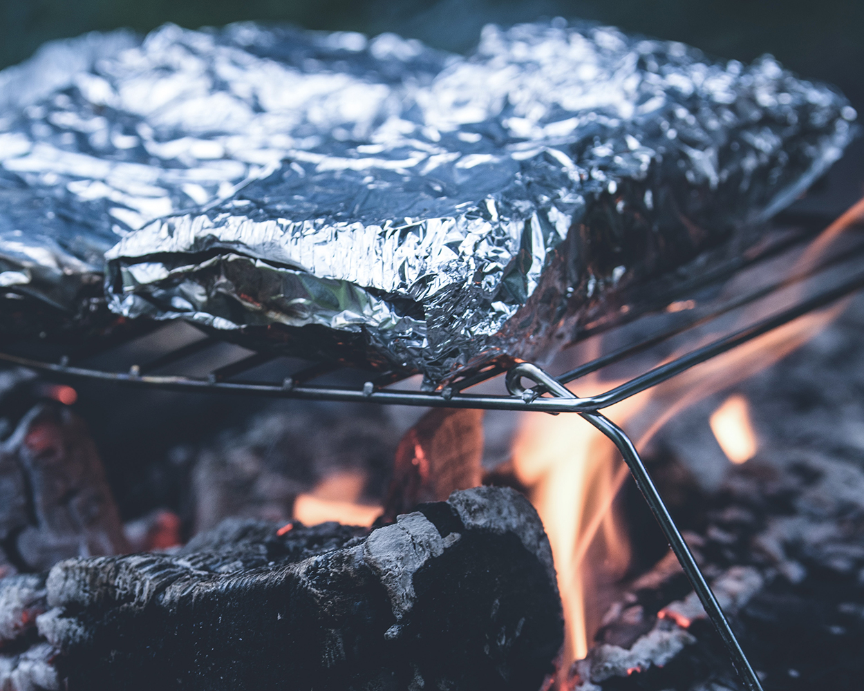 Fetaschiffchen mit Freunden für die perfekte Grillparty